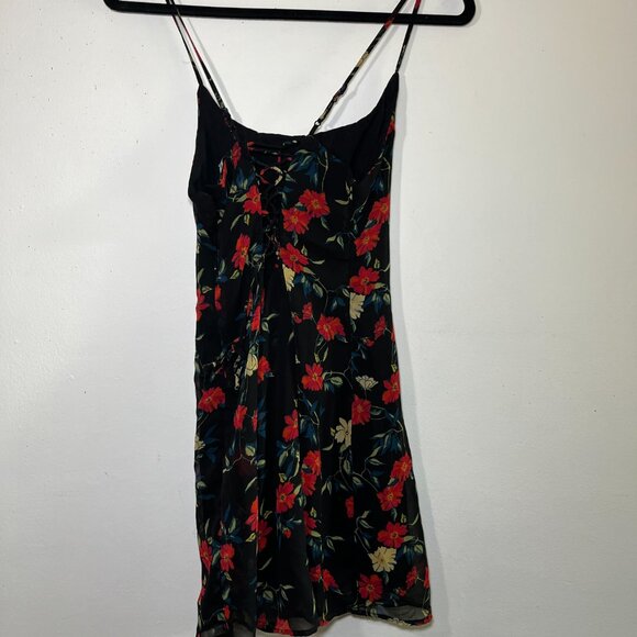 Urban Outfitters Black Floral Dress size XS - Picture 3 of 7